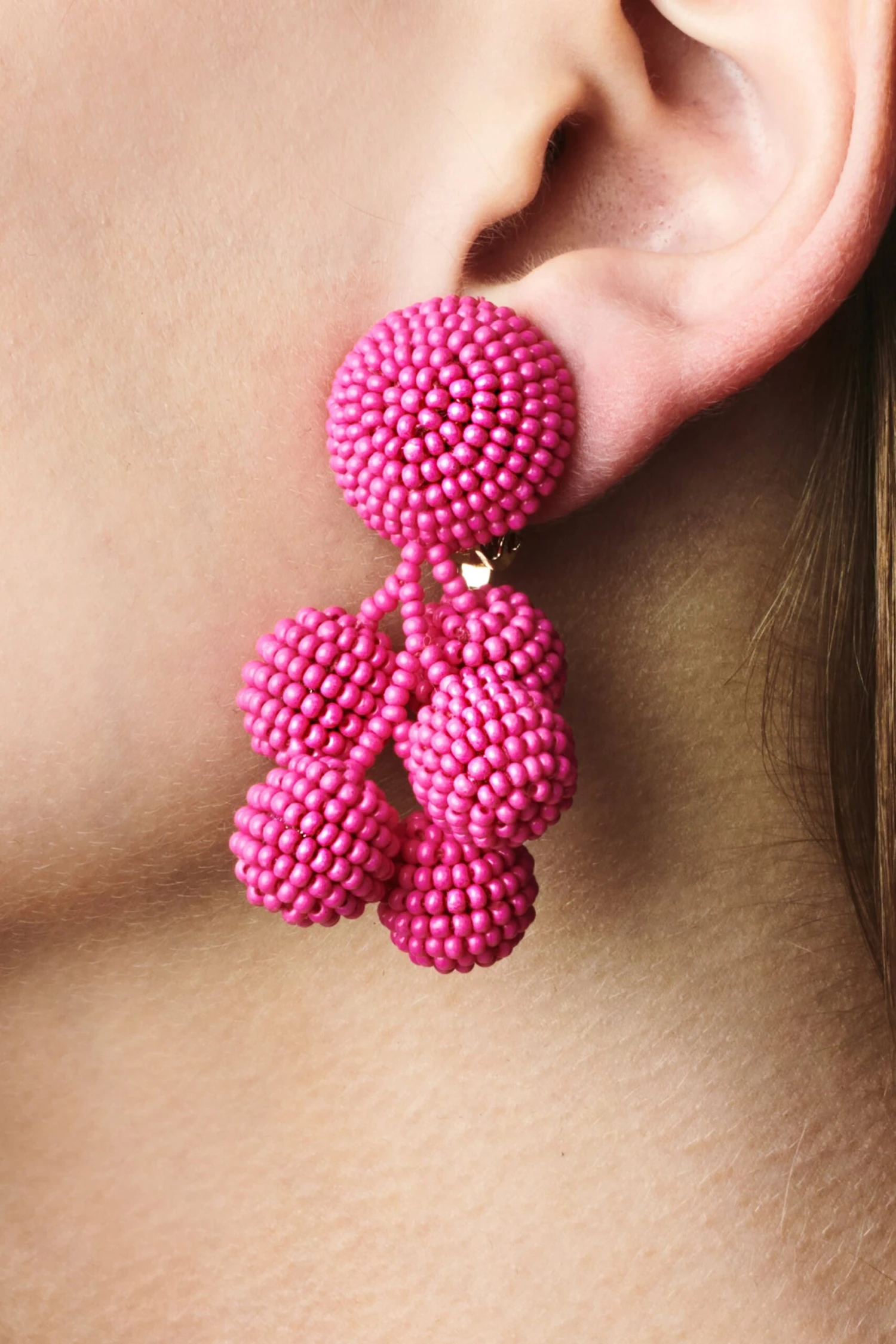 MINI COCONUTS EARRINGS - FUCHSIA 1 MINI COCONUTS EARRINGS - FUCHSIA
