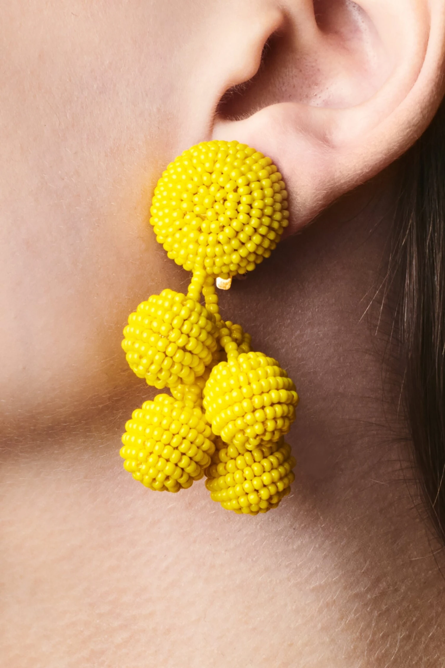 MINI COCONUTS EARRINGS - GOLDEN ROD 1 MINI COCONUTS EARRINGS - GOLDEN ROD