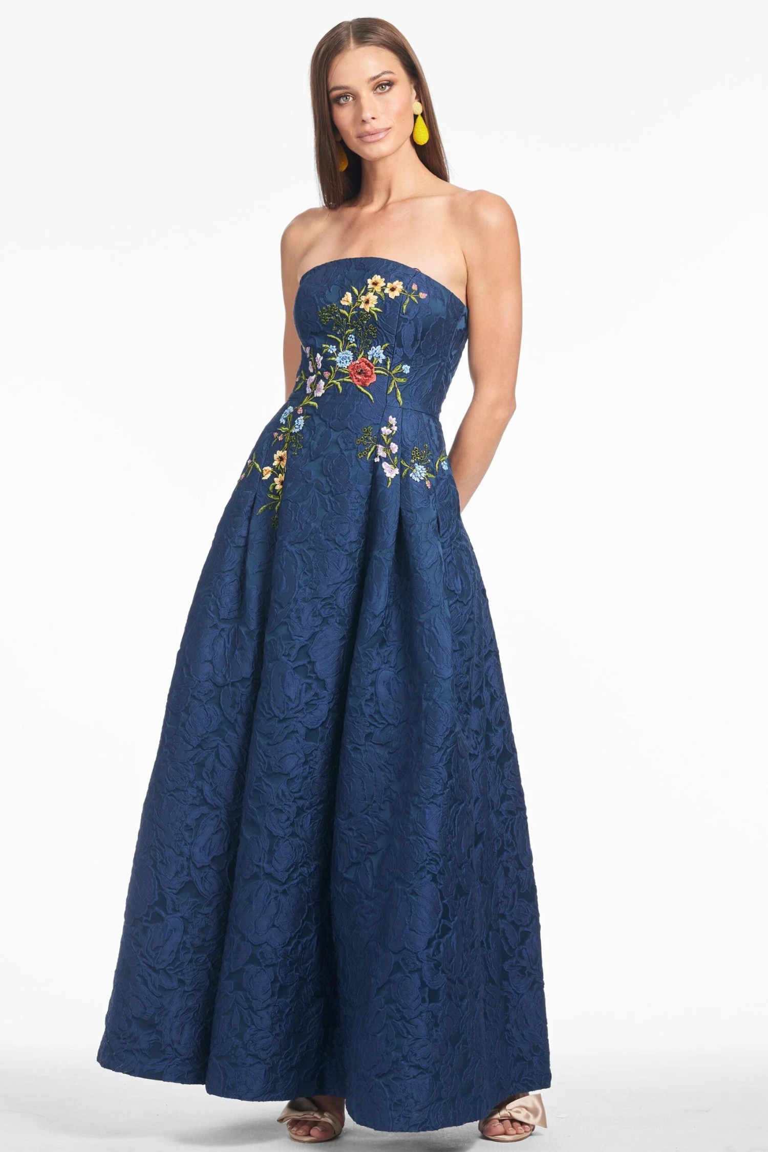 Belle Gown - Midnight 4 Belle Gown - Midnight - Image 4