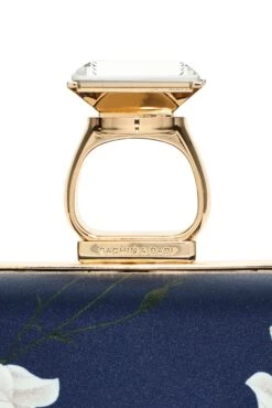 ON THE ROCKS CLUTCH - NAVY NARCISSUS -SACHIN & BABI Clothes SHOT 01 032 DETAIL