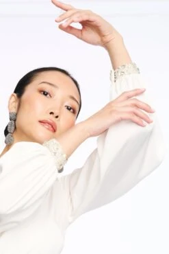 ASTOR GOWN - IVORY/BLACK -SACHIN & BABI Clothes SHOT 05 137 5ad6de5b bba3 4a01 baa4 99f0aa2383cf