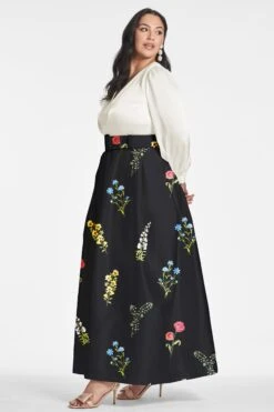 Zoe Gown - Off White/Noir Bouquet 12 Zoe Gown - Off White/Noir Bouquet -SACHIN & BABI Clothes ZOEGOWN OFFWHITENOIRBOUQUET SIDE5